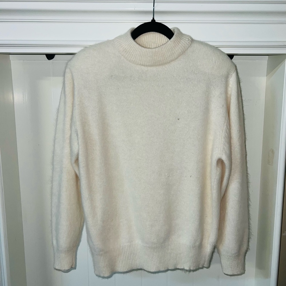 Club Classic Angora Rabbit Cream Crewneck Sweater